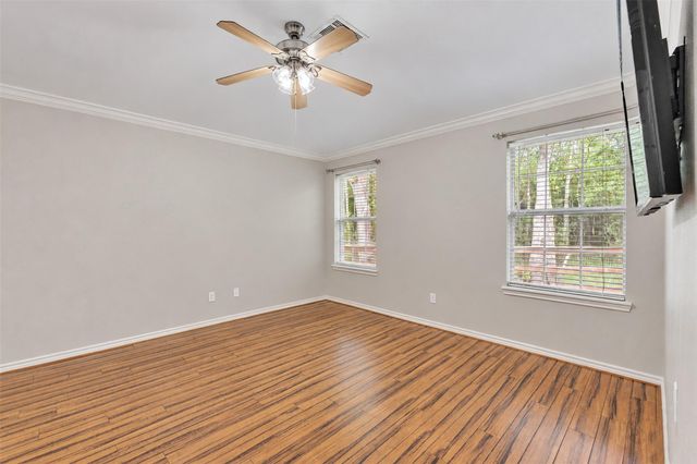 1 County Road 2208 2, Cleveland, TX 77327