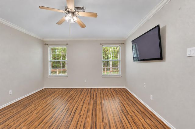 1 County Road 2208 2, Cleveland, TX 77327