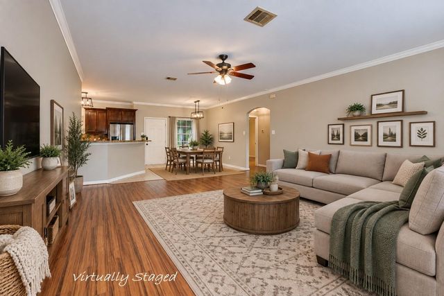 1 County Road 2208 2, Cleveland, TX 77327