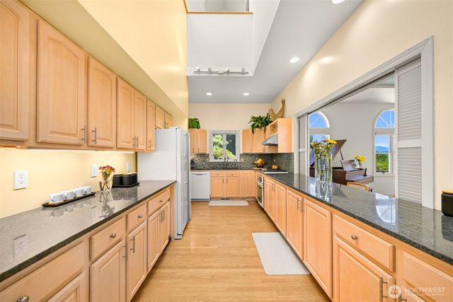 4355 Gooding Avenue, Bellingham, WA 98226