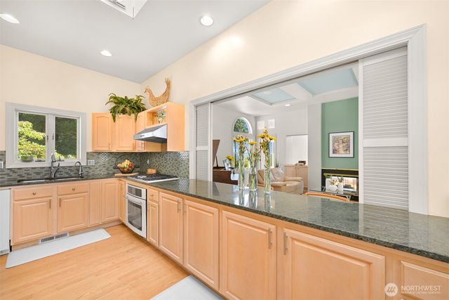 4355 Gooding Avenue, Bellingham, WA 98226