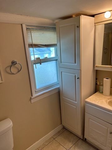 1226 175th Street, East Hazel Crest, IL 60429