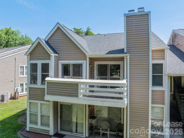 9605 Vinca Circle F, Charlotte, NC 28213