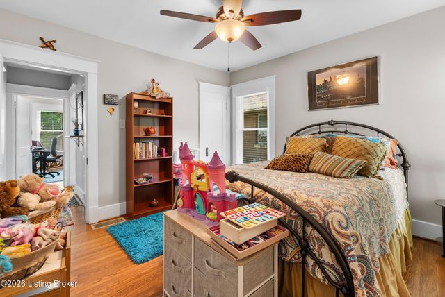 4509 S 6th St, Louisville, KY 40214