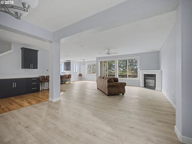 12410 Sw Aspen, Tigard, OR 97224