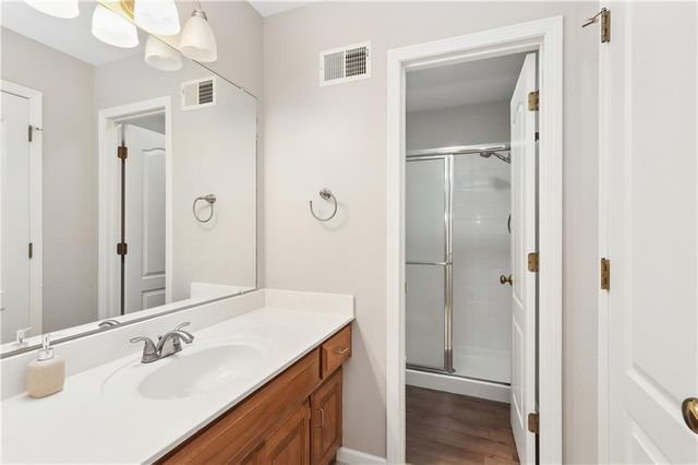 14521 S Greenwood Street, Olathe, KS 66062