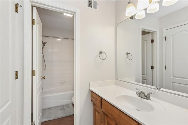 14521 S Greenwood Street, Olathe, KS 66062
