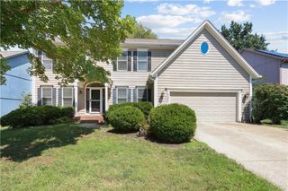 14521 S Greenwood Street, Olathe, KS 66062