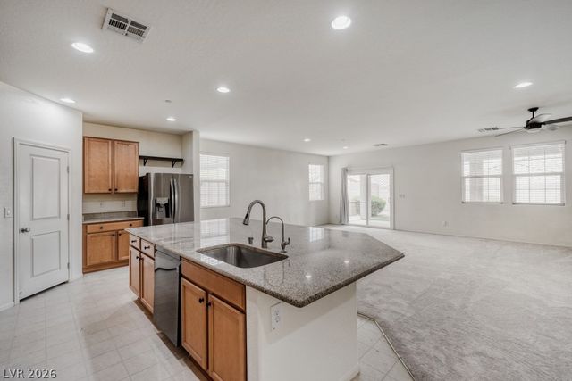908 Lynne Harbor Avenue, Henderson, NV 89002