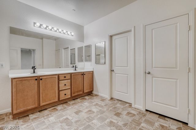 908 Lynne Harbor Avenue, Henderson, NV 89002