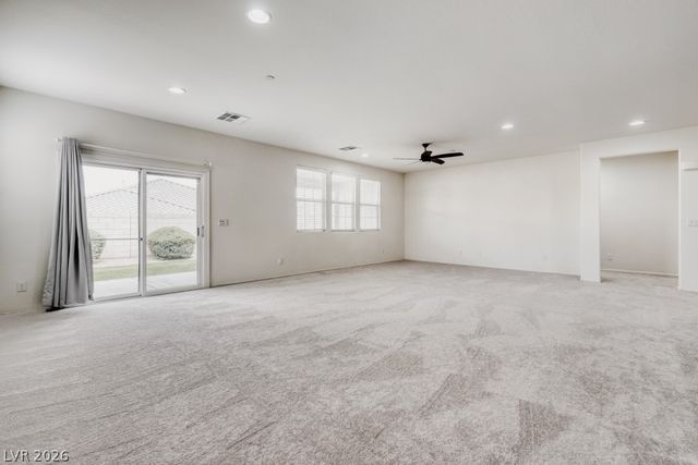 908 Lynne Harbor Avenue, Henderson, NV 89002