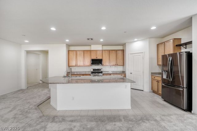 908 Lynne Harbor Avenue, Henderson, NV 89002