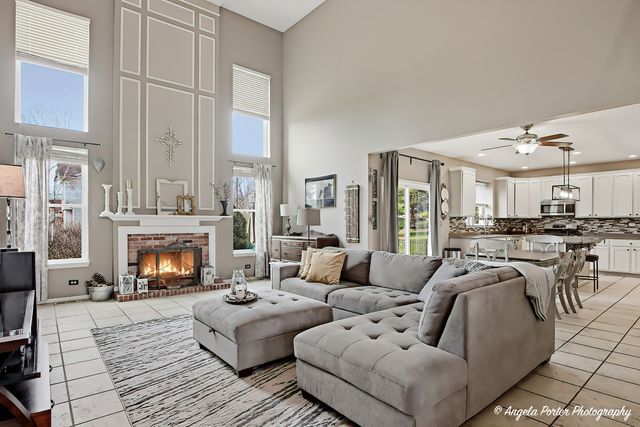 491 Saratoga Circle, Algonquin, IL 60102