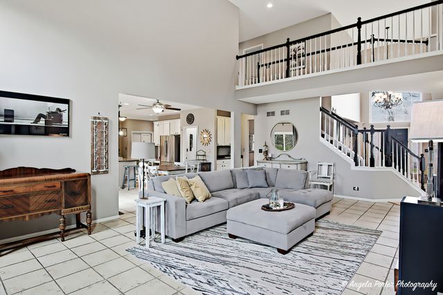 491 Saratoga Circle, Algonquin, IL 60102