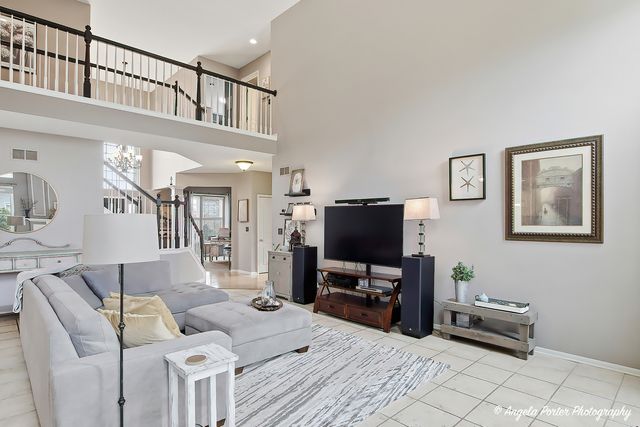 491 Saratoga Circle, Algonquin, IL 60102