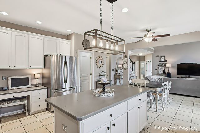 491 Saratoga Circle, Algonquin, IL 60102