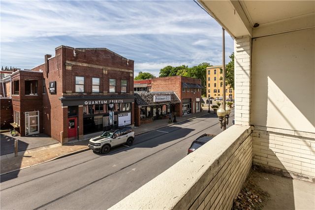 239-241 E Main Street, Carnegie, PA 15106