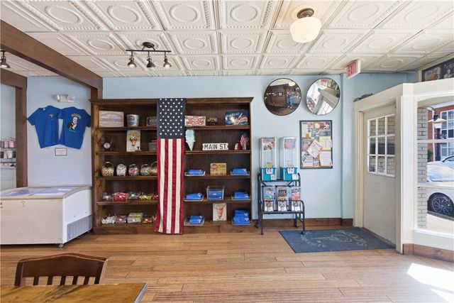 239-241 E Main Street, Carnegie, PA 15106