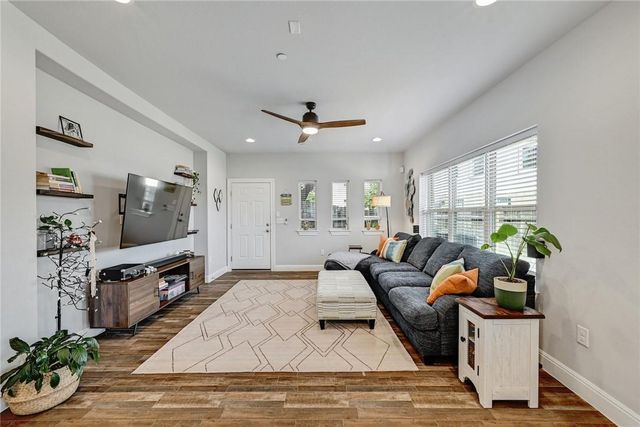 12813 Leatherback LN, Austin, TX 78729