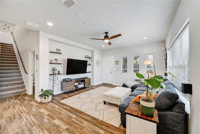 12813 Leatherback LN, Austin, TX 78729