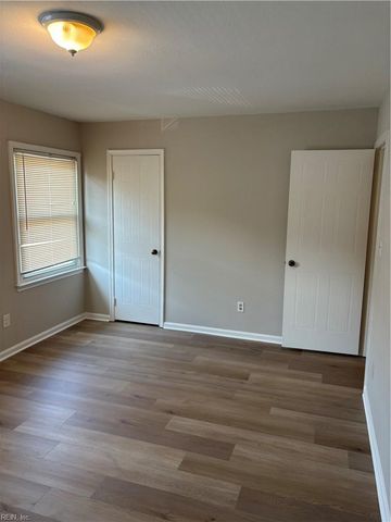 354 Susan Constant DR, Newport News, VA 23608