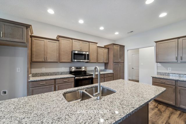 901 Coddington Cove, Jacksonville, NC 28546