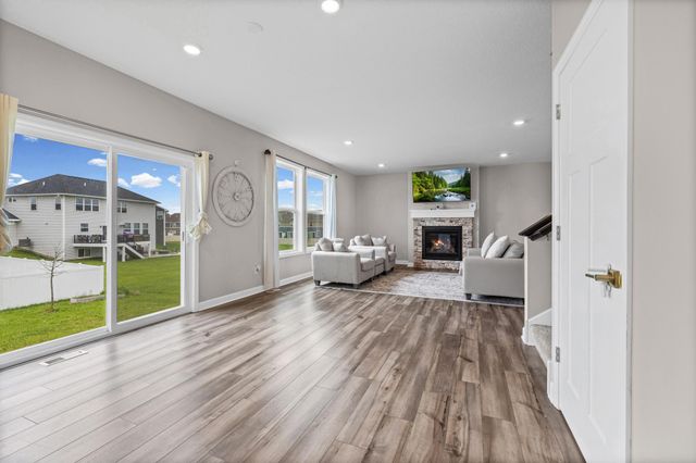 2777 Downing Avenue, Shakopee, MN 55379