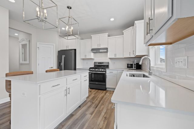 2777 Downing Avenue, Shakopee, MN 55379