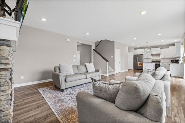 2777 Downing Avenue, Shakopee, MN 55379