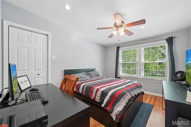 1337 Warson Place, Rock Hill, MO 63119