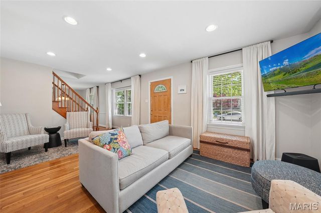 1337 Warson Place, Rock Hill, MO 63119