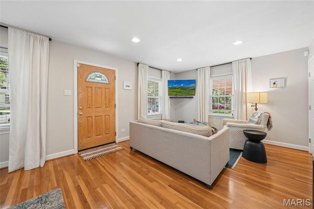 1337 Warson Place, Rock Hill, MO 63119
