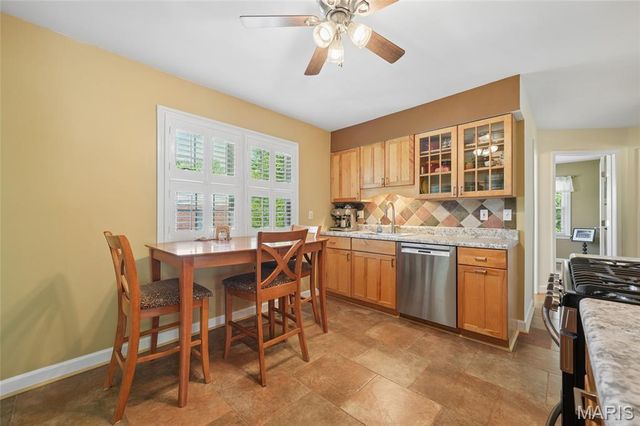 1337 Warson Place, Rock Hill, MO 63119