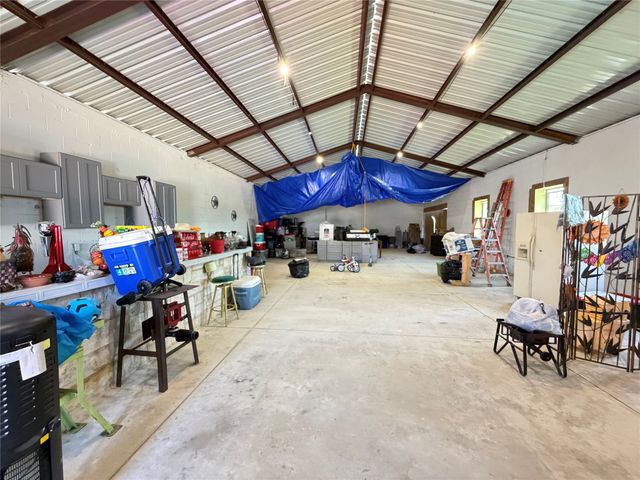 19685 County Road 4045a, Kemp, TX 75143