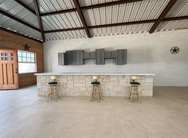 19685 County Road 4045a, Kemp, TX 75143