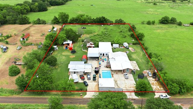 19685 County Road 4045a, Kemp, TX 75143