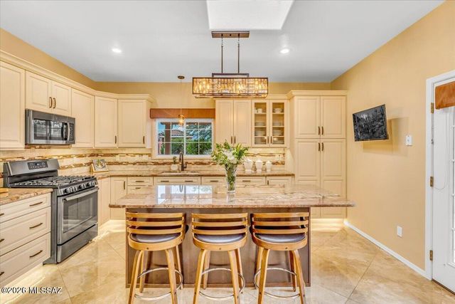 5215 W Sunset Road, Tucson, AZ 85743