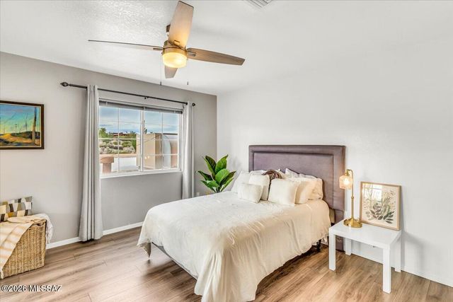 5215 W Sunset Road, Tucson, AZ 85743