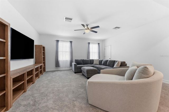 8012 RED ORCHARD COURT, Tampa, FL 33635