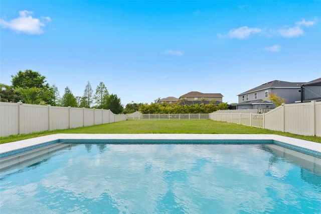 8012 RED ORCHARD COURT, Tampa, FL 33635