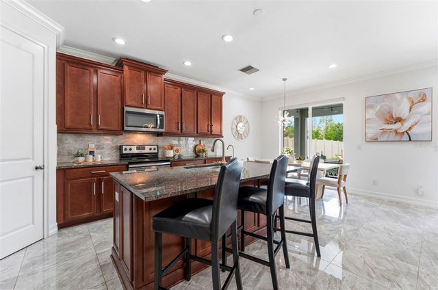 8012 RED ORCHARD COURT, Tampa, FL 33635