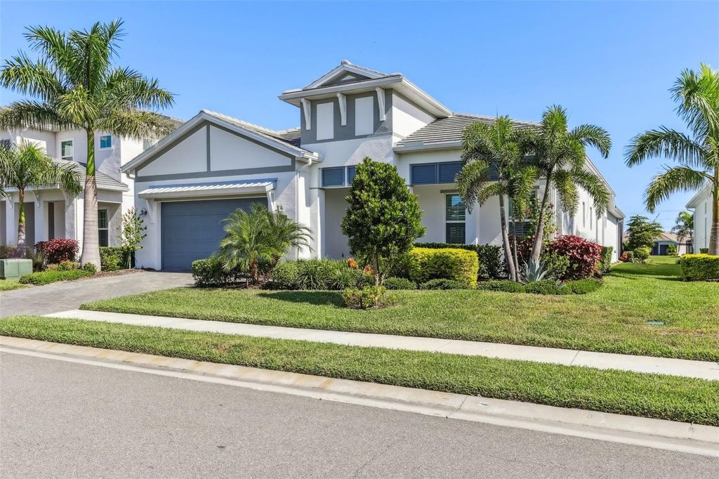 8063 REDONDA LOOP, Bradenton, FL 34202