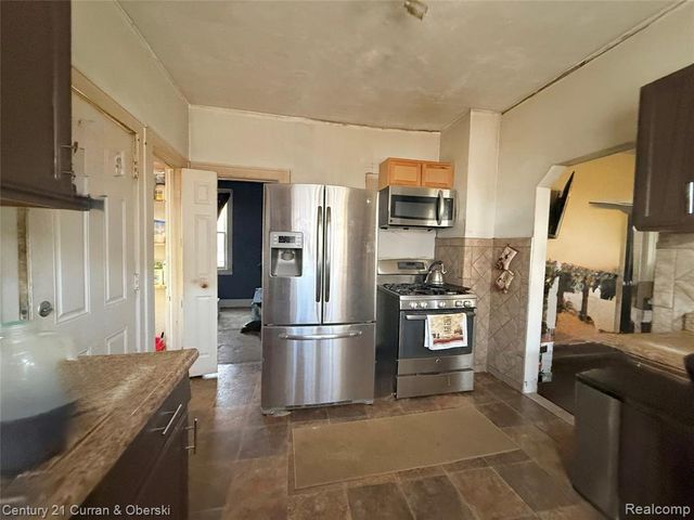 7291 Auburn Street, Detroit, MI 48228