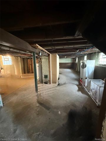 7291 Auburn Street, Detroit, MI 48228