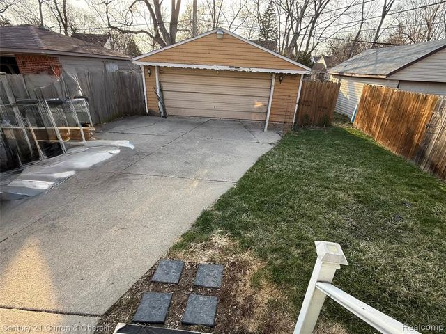 7291 Auburn Street, Detroit, MI 48228