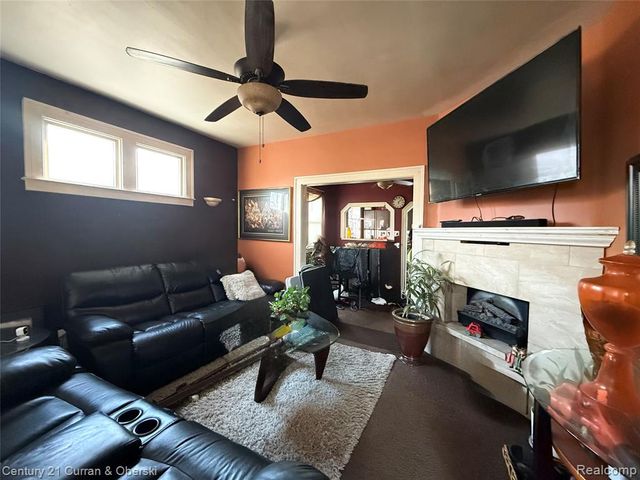 7291 Auburn Street, Detroit, MI 48228