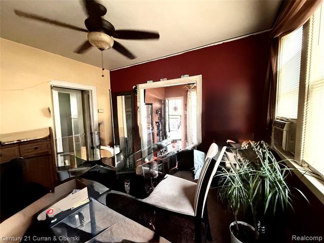 7291 Auburn Street, Detroit, MI 48228