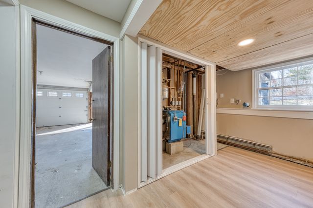 825 Old Hartford Road, Colchester, CT 06415