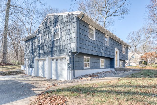 825 Old Hartford Road, Colchester, CT 06415