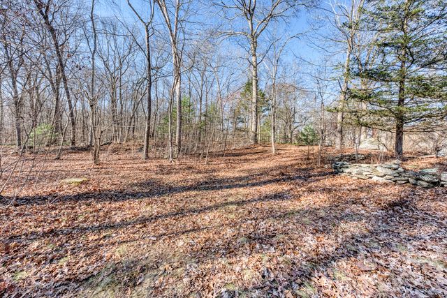 825 Old Hartford Road, Colchester, CT 06415